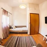 Gana-green Oasis With Heated Pool Βίλα *
