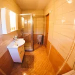 Gana-green Oasis With Heated Pool Buna