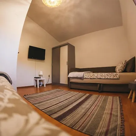Gana-green Oasis With Heated Pool * Buna