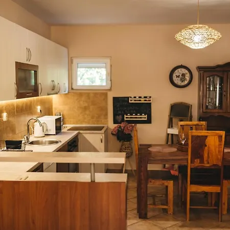 Gana-green Oasis With Heated Pool *
