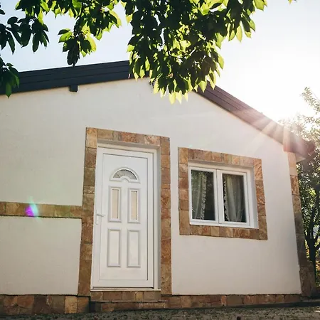 Gana-green Oasis With Heated Pool Villa