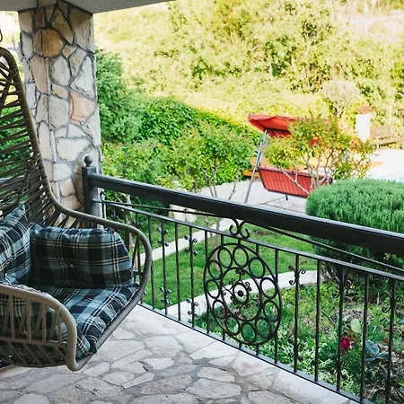 Villa Gana-green Oasis With Heated Pool *